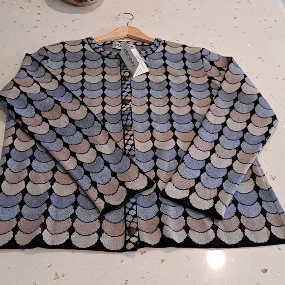 NWT Novica sweater - Picture 11 of 14